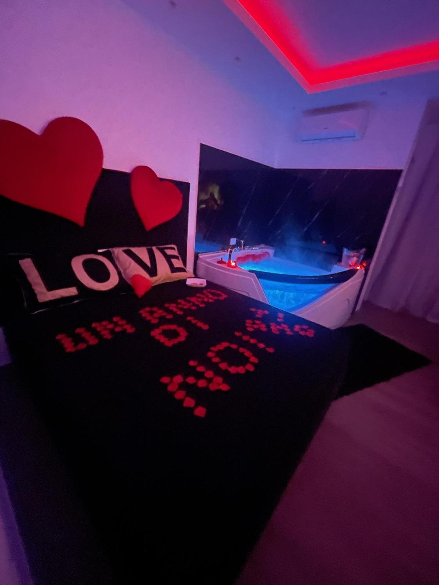 Due Cuori Suite バーリ エクステリア 写真